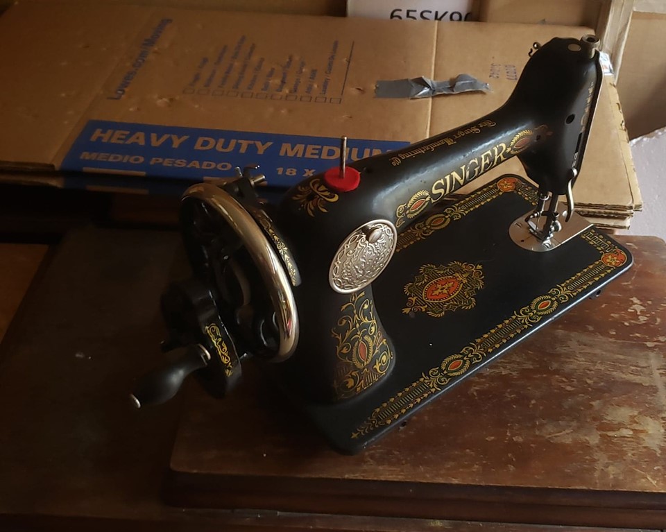 Singer 66 Red Eye Vintage Sewing Machine in Treadle Stand